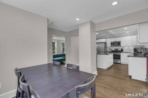24 Pleasant Avenue Naugatuck CT 06770