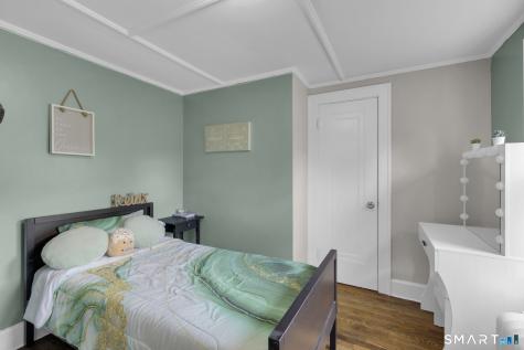 24 Pleasant Avenue Naugatuck CT 06770