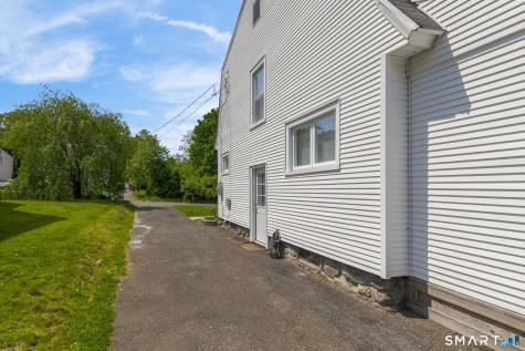 24 Pleasant Avenue Naugatuck CT 06770
