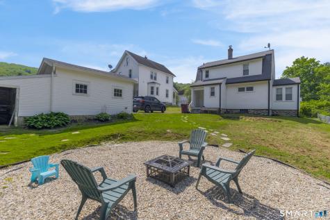 24 Pleasant Avenue Naugatuck CT 06770