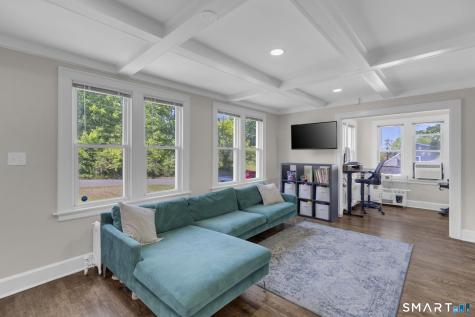 24 Pleasant Avenue Naugatuck CT 06770