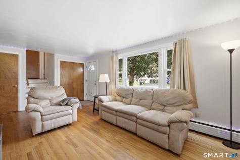 15 Lin Sal Street Windsor Locks CT 06096