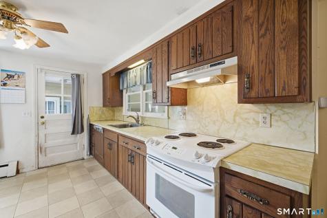 15 Lin Sal Street Windsor Locks CT 06096