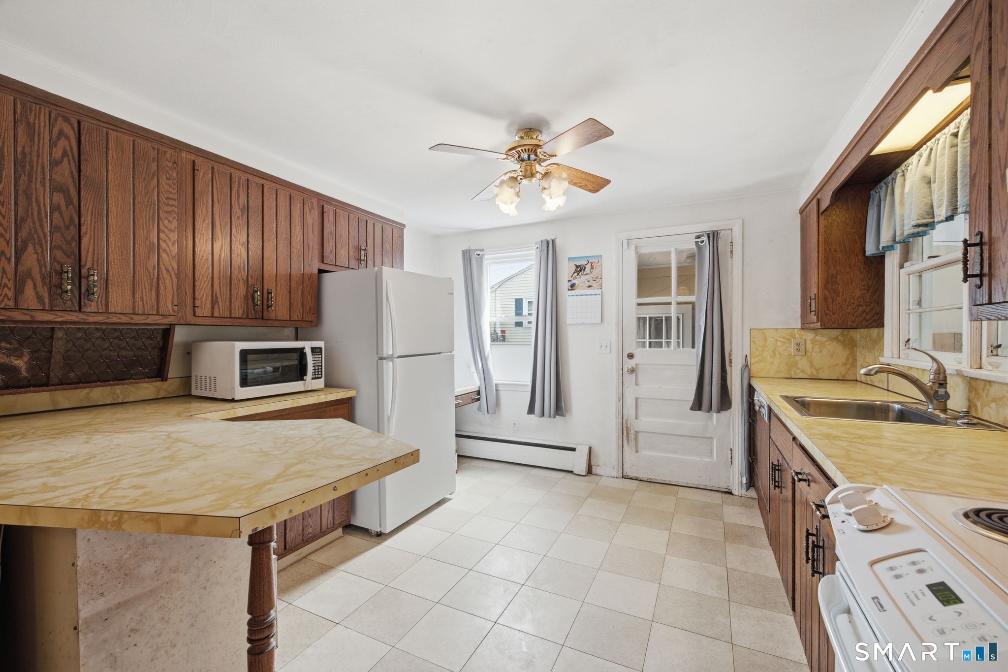15 Lin Sal Street Windsor Locks CT 06096