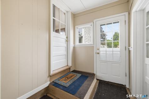 15 Lin Sal Street Windsor Locks CT 06096