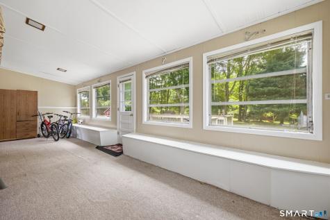 15 Lin Sal Street Windsor Locks CT 06096