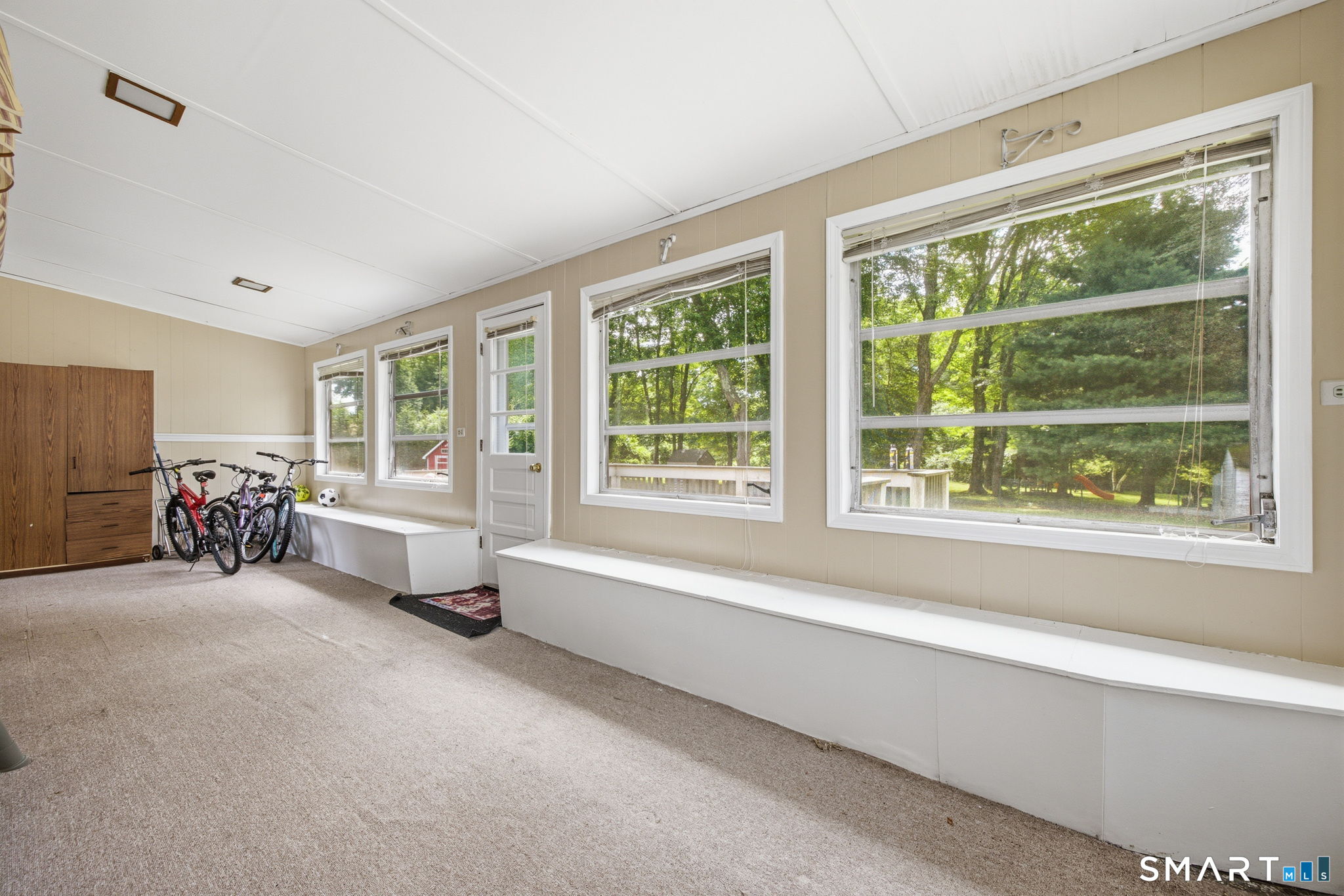 15 Lin Sal Street Windsor Locks CT 06096