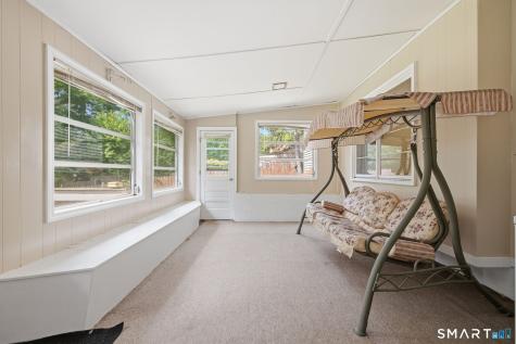 15 Lin Sal Street Windsor Locks CT 06096