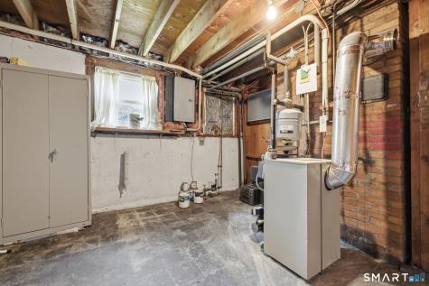15 Lin Sal Street Windsor Locks CT 06096