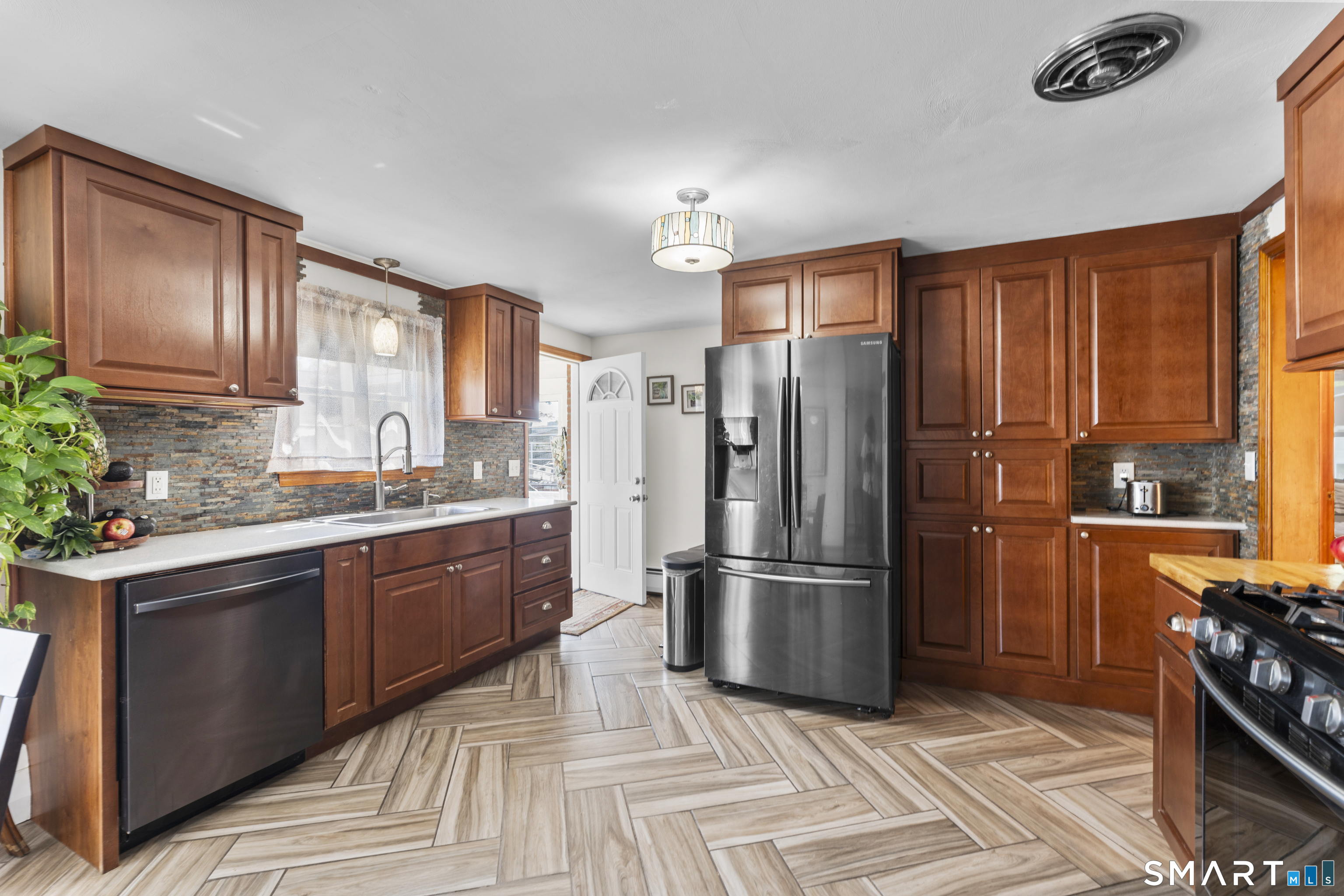 132 Neanda Street New Britain CT 06053