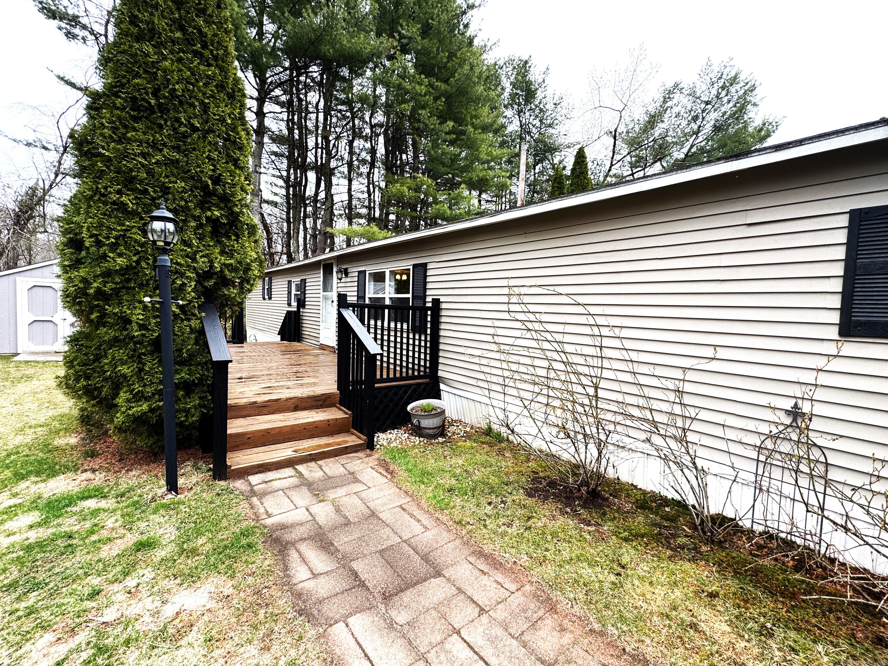 91 Chaffeeville Road Mansfield CT 06250
