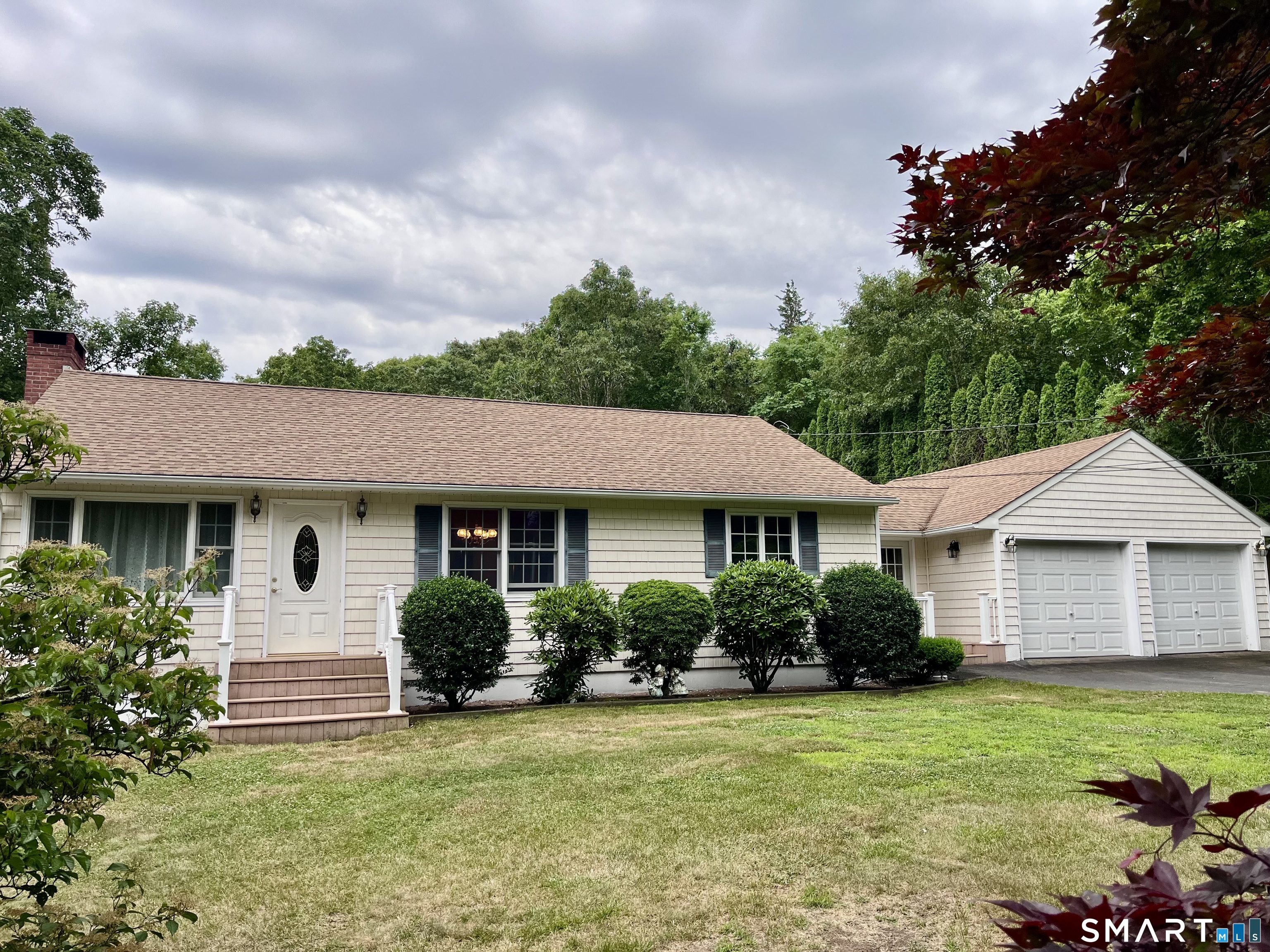 186 Reutemann Road North Stonington CT 06359