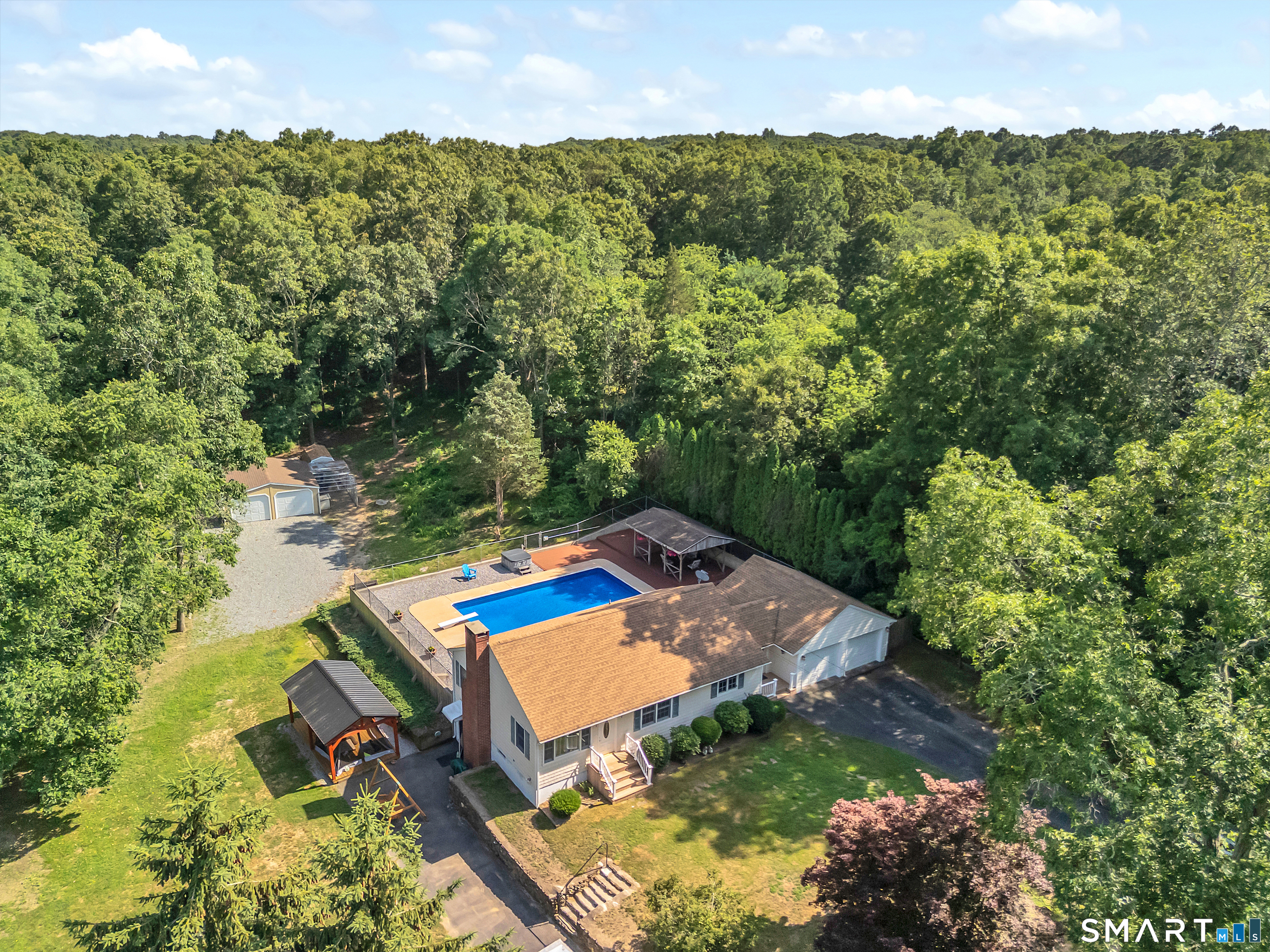 186 Reutemann Road North Stonington CT 06359