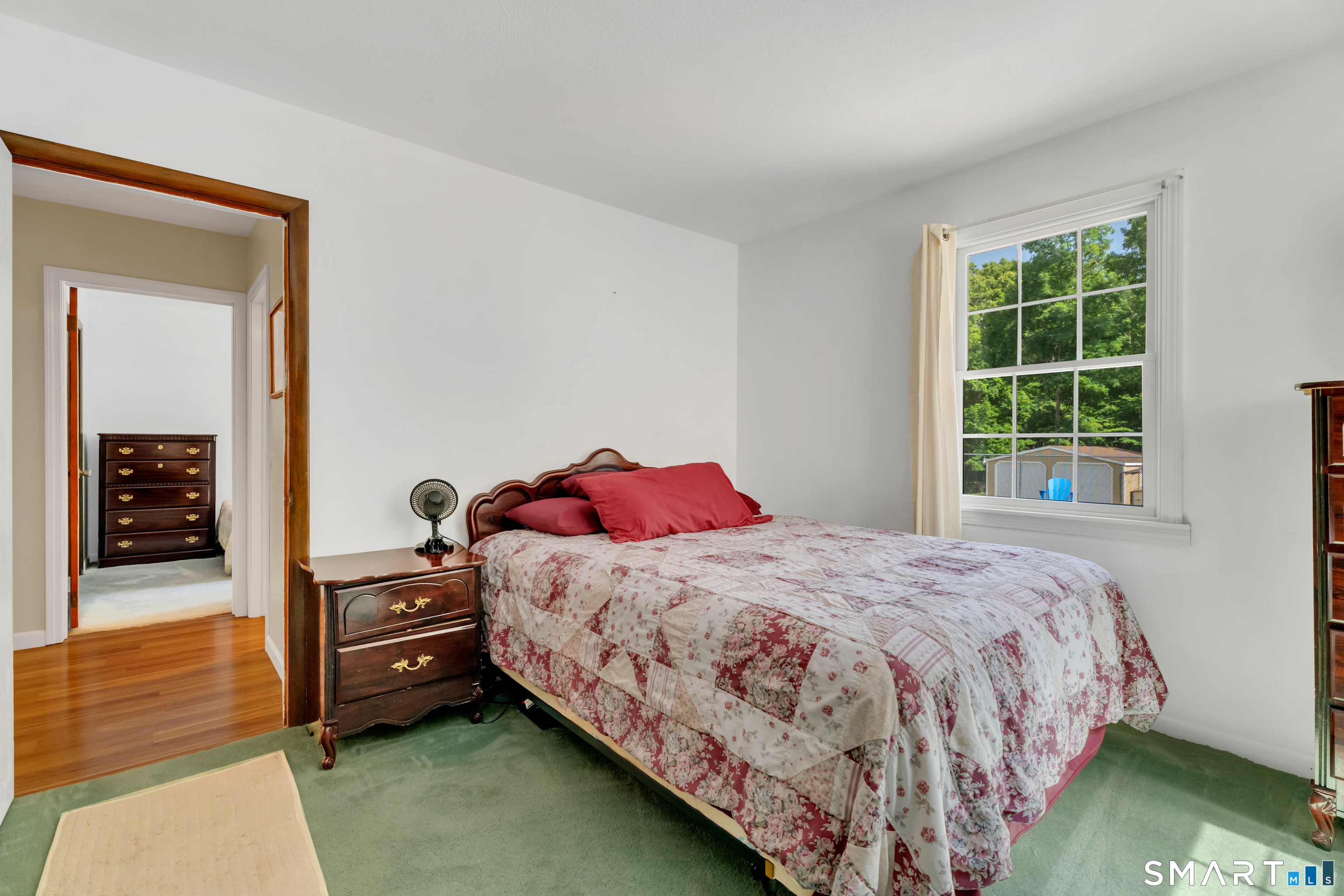 186 Reutemann Road North Stonington CT 06359