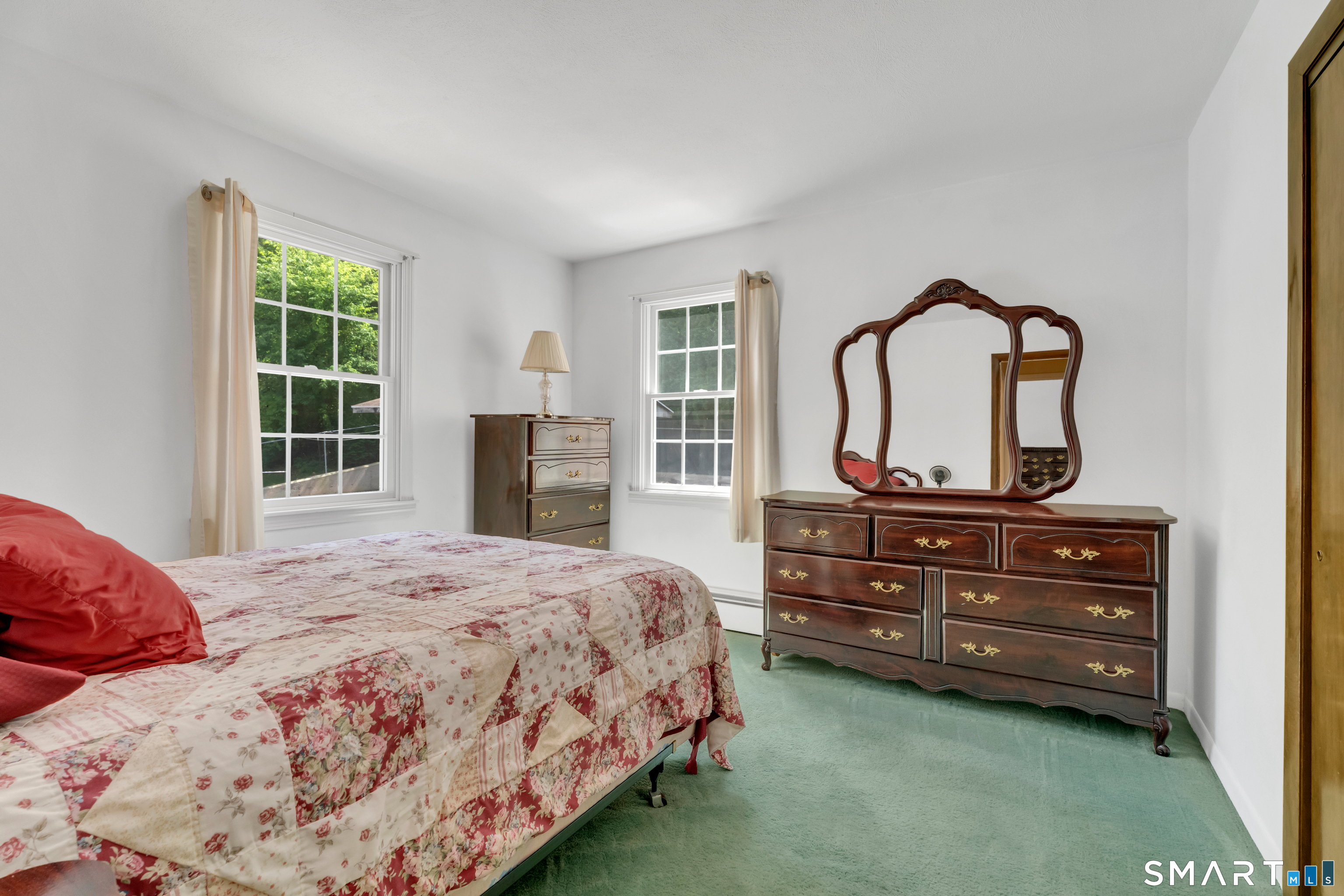 186 Reutemann Road North Stonington CT 06359