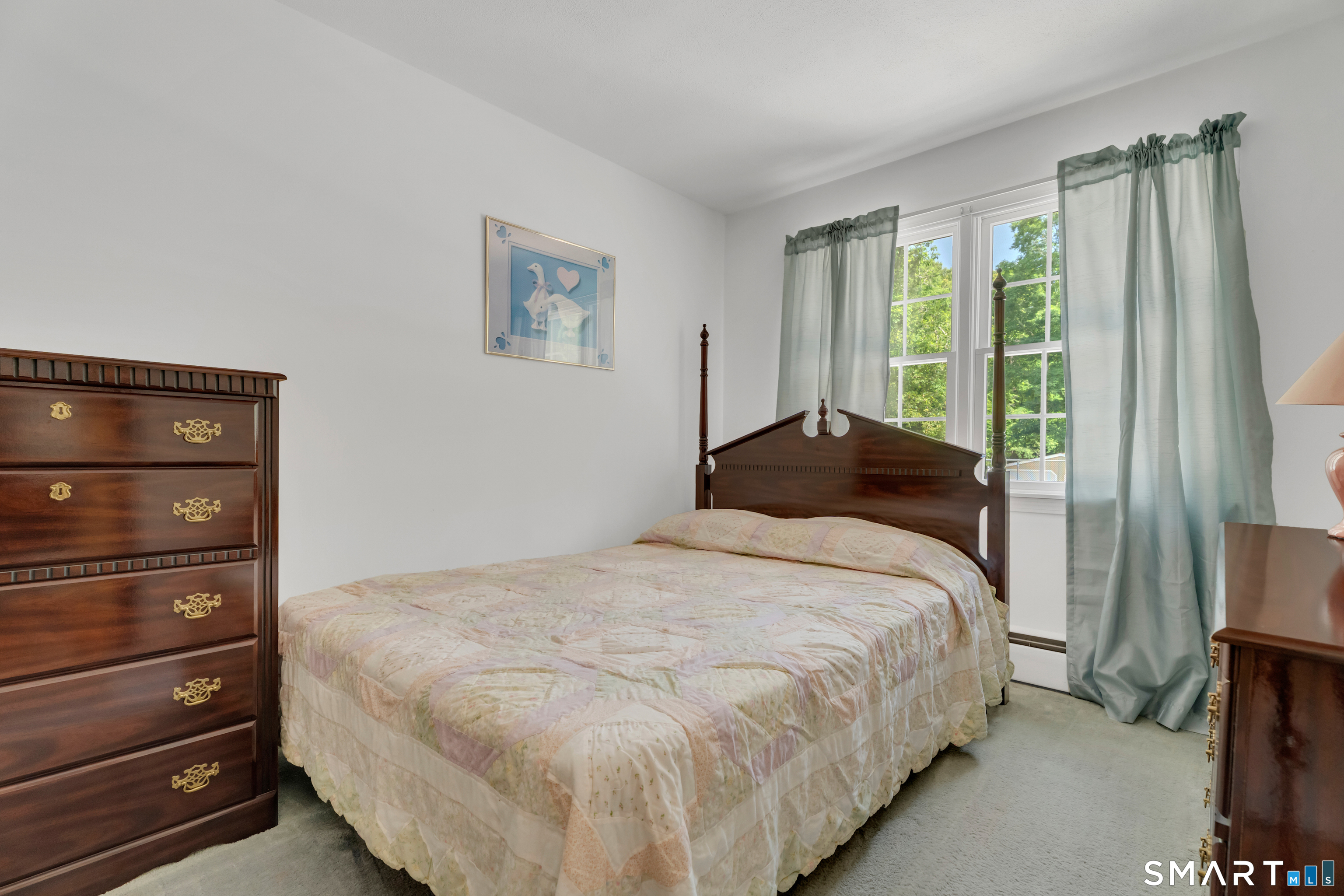 186 Reutemann Road North Stonington CT 06359