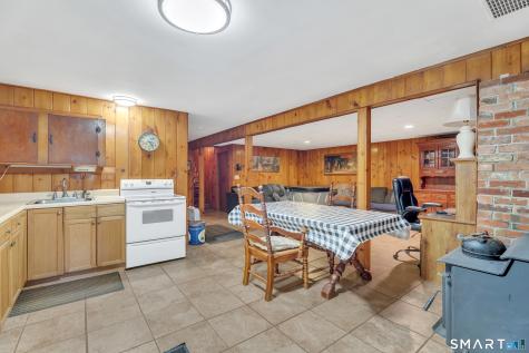 186 Reutemann Road North Stonington CT 06359