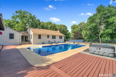 186 Reutemann Road North Stonington CT 06359
