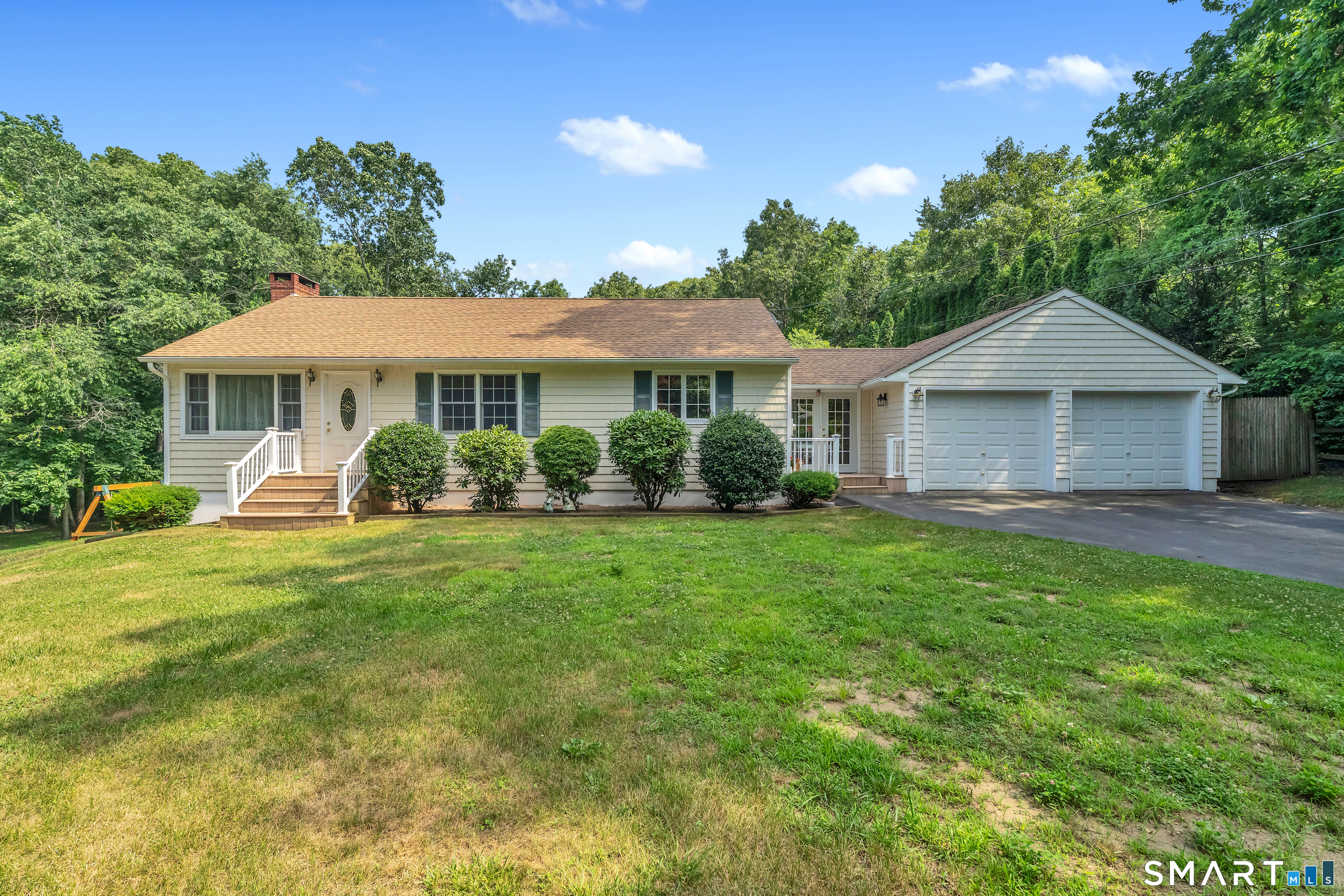 186 Reutemann Road North Stonington CT 06359