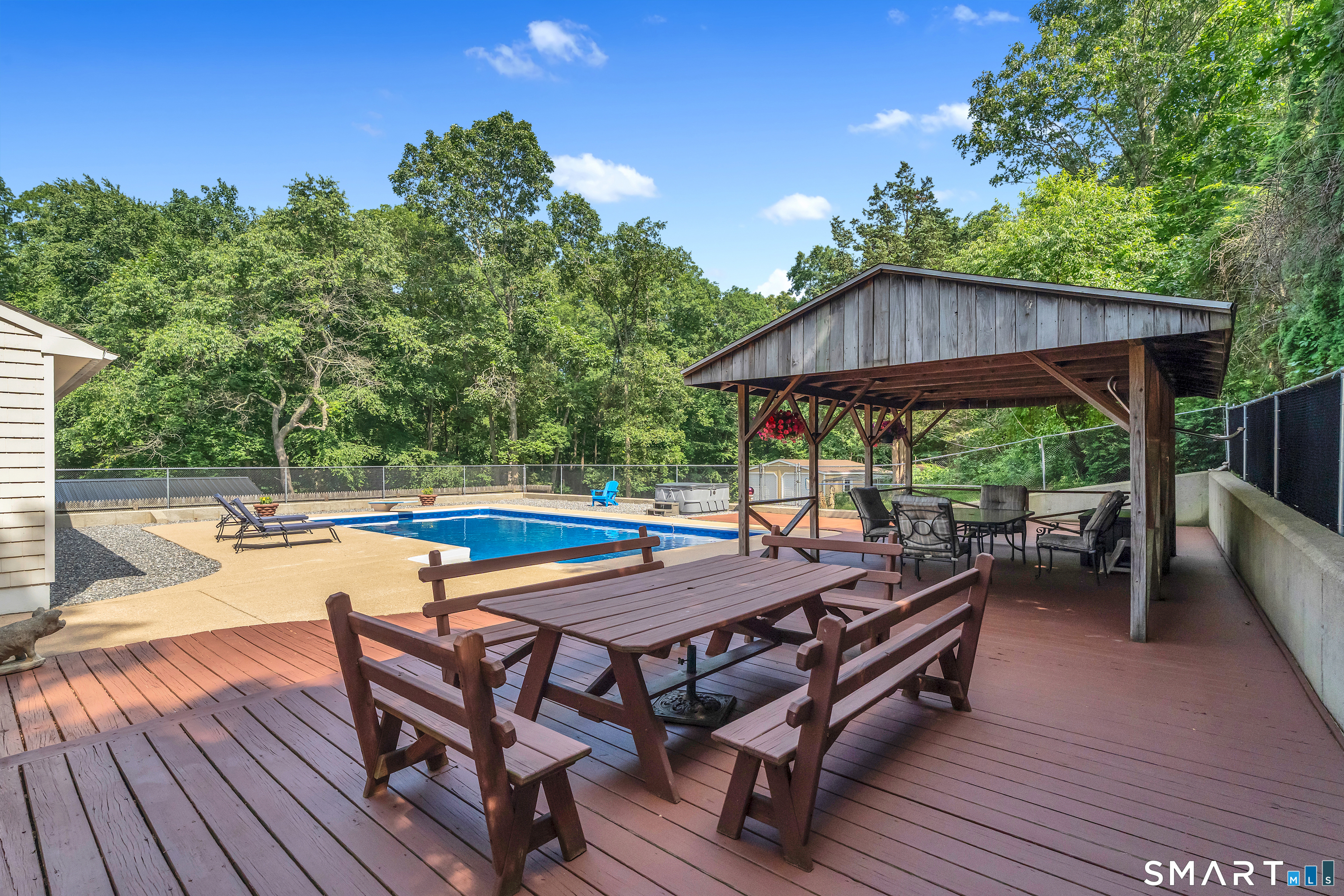 186 Reutemann Road North Stonington CT 06359