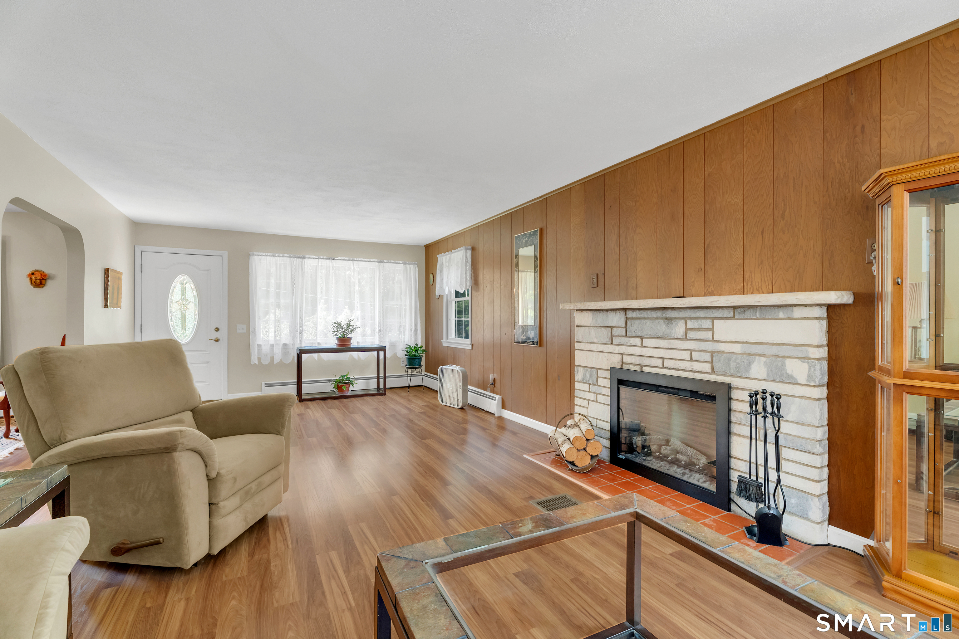 186 Reutemann Road North Stonington CT 06359