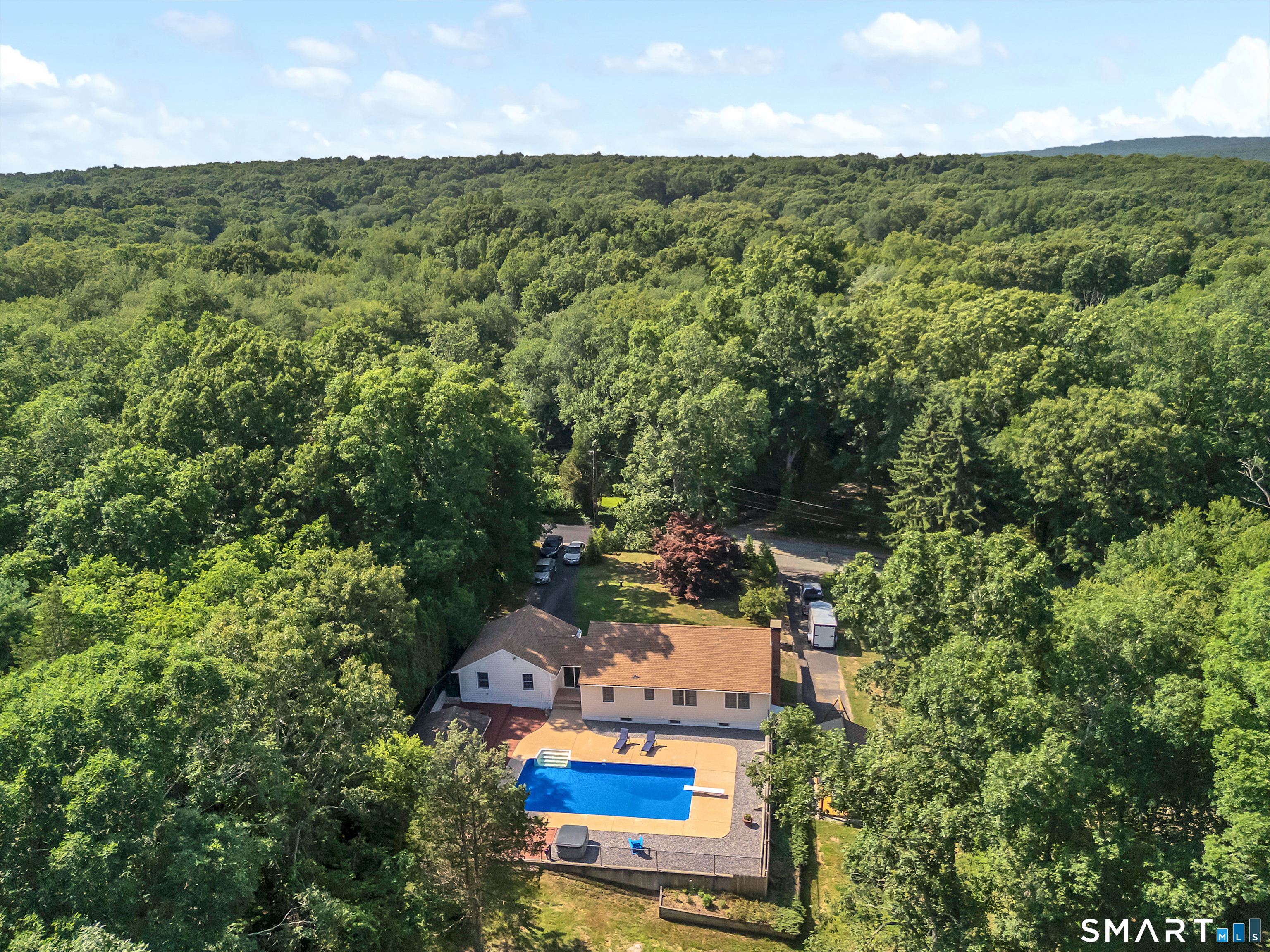 186 Reutemann Road North Stonington CT 06359