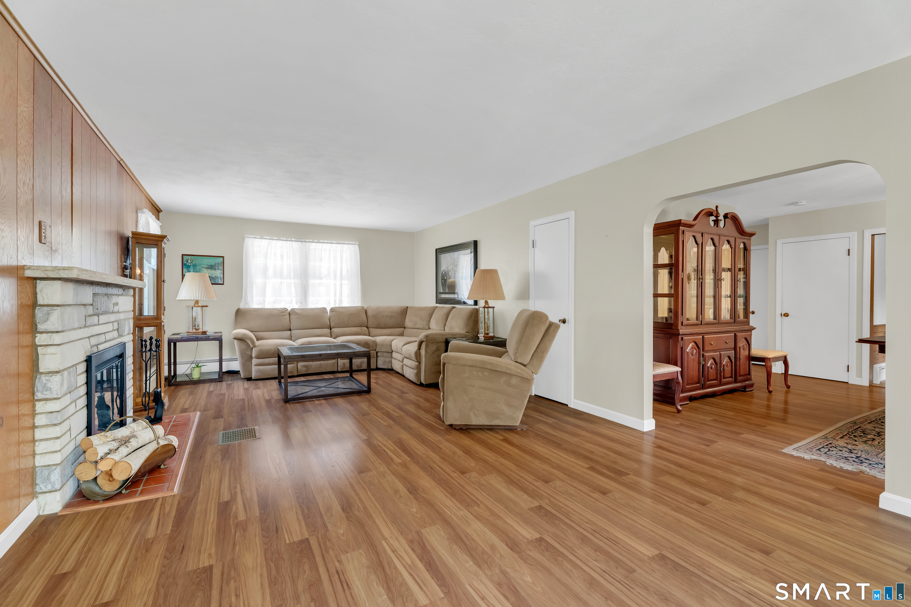 186 Reutemann Road North Stonington CT 06359
