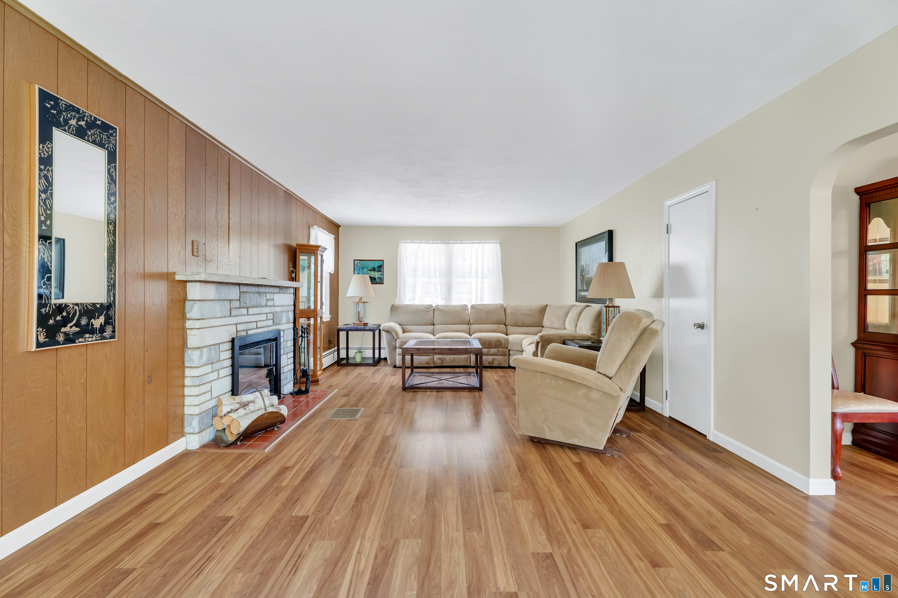 186 Reutemann Road North Stonington CT 06359