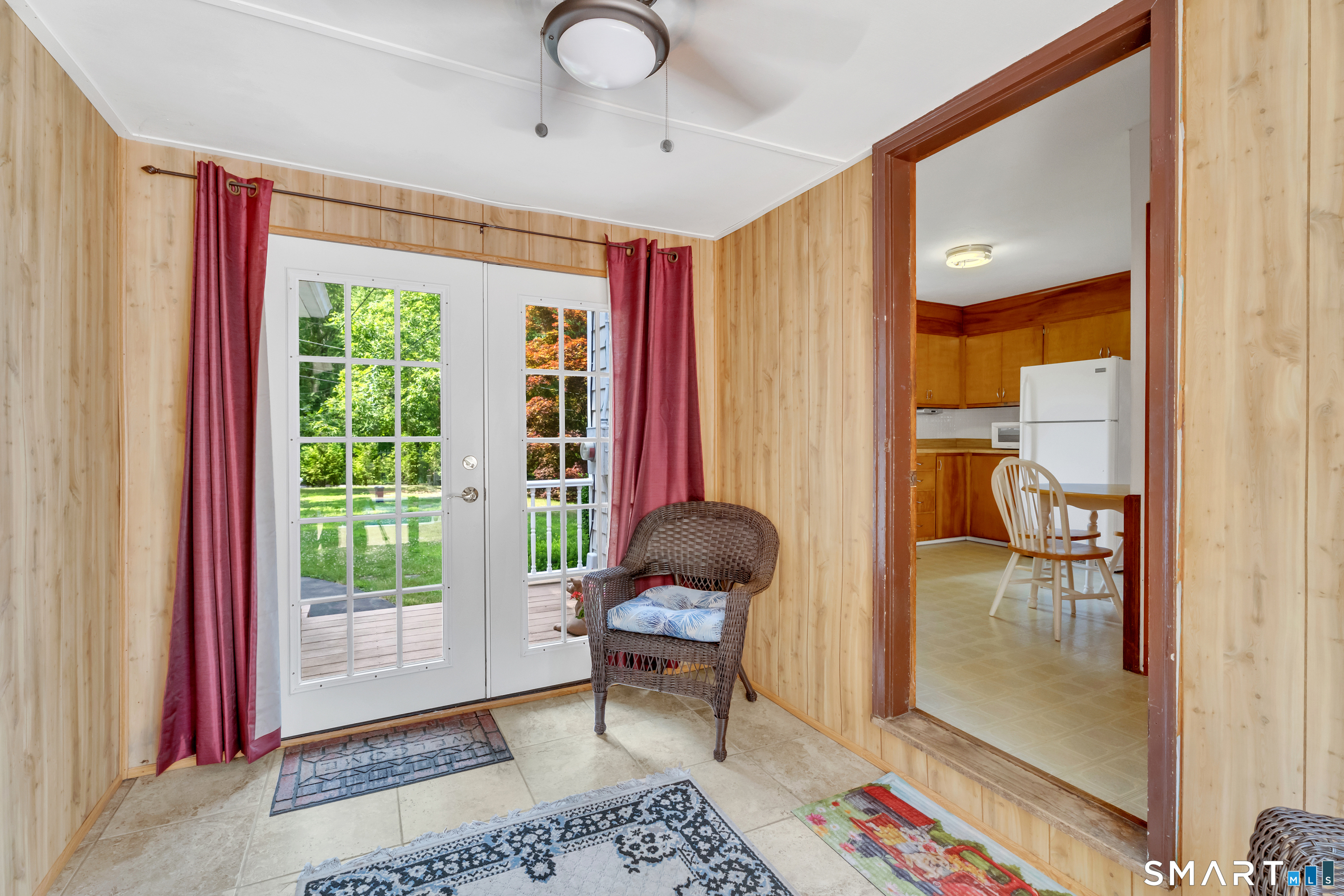186 Reutemann Road North Stonington CT 06359