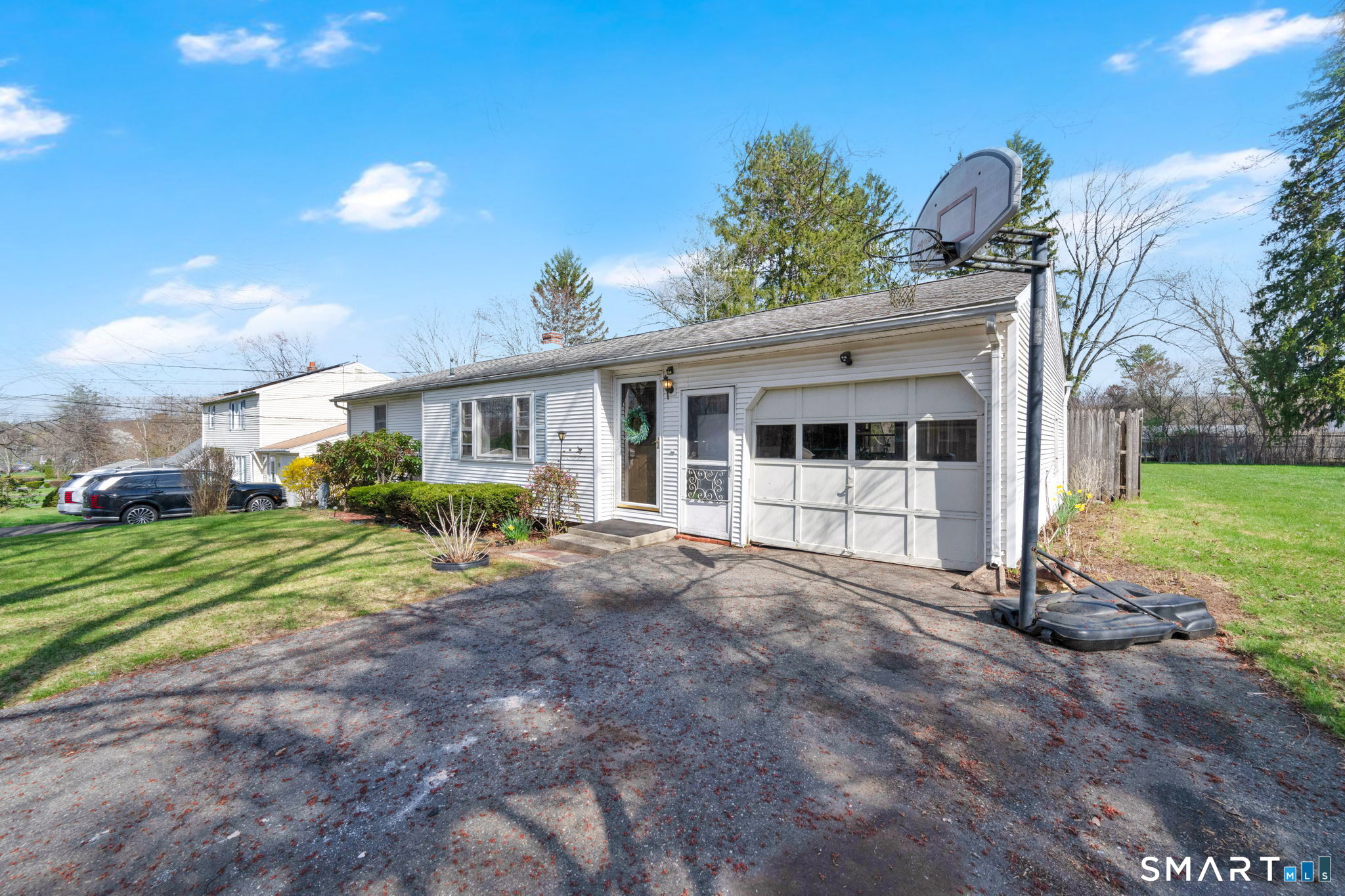 31 Meadowlark Road Enfield CT 06082