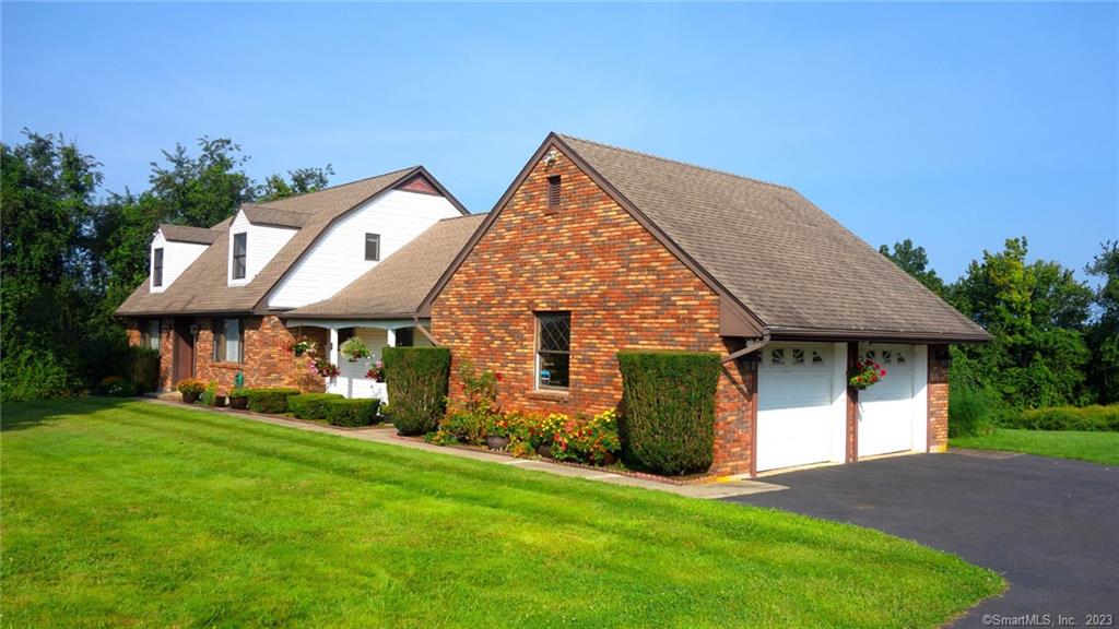 145 Old Farms Road Watertown CT 06795