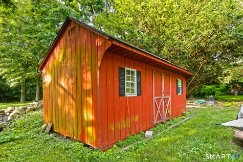 428 Peck Lane Orange CT 06477