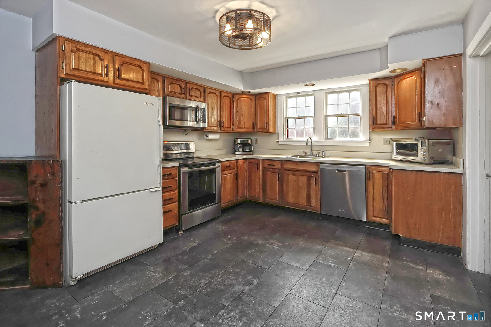 428 Peck Lane Orange CT 06477