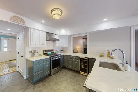 42 Wedgewood Drive Danbury CT 06811