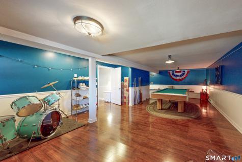 42 Wedgewood Drive Danbury CT 06811