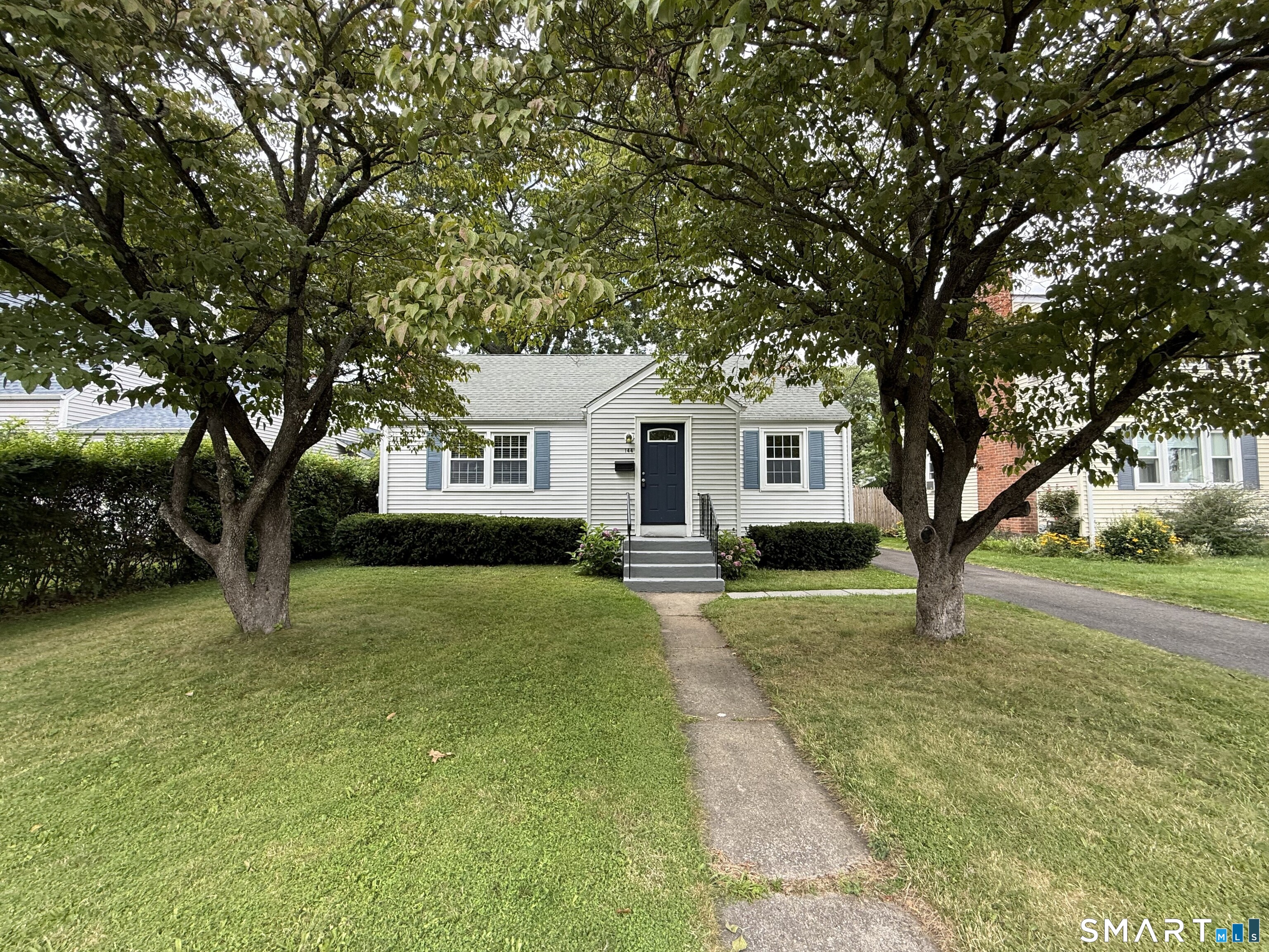 144 Edgemont Avenue West Hartford CT 06110