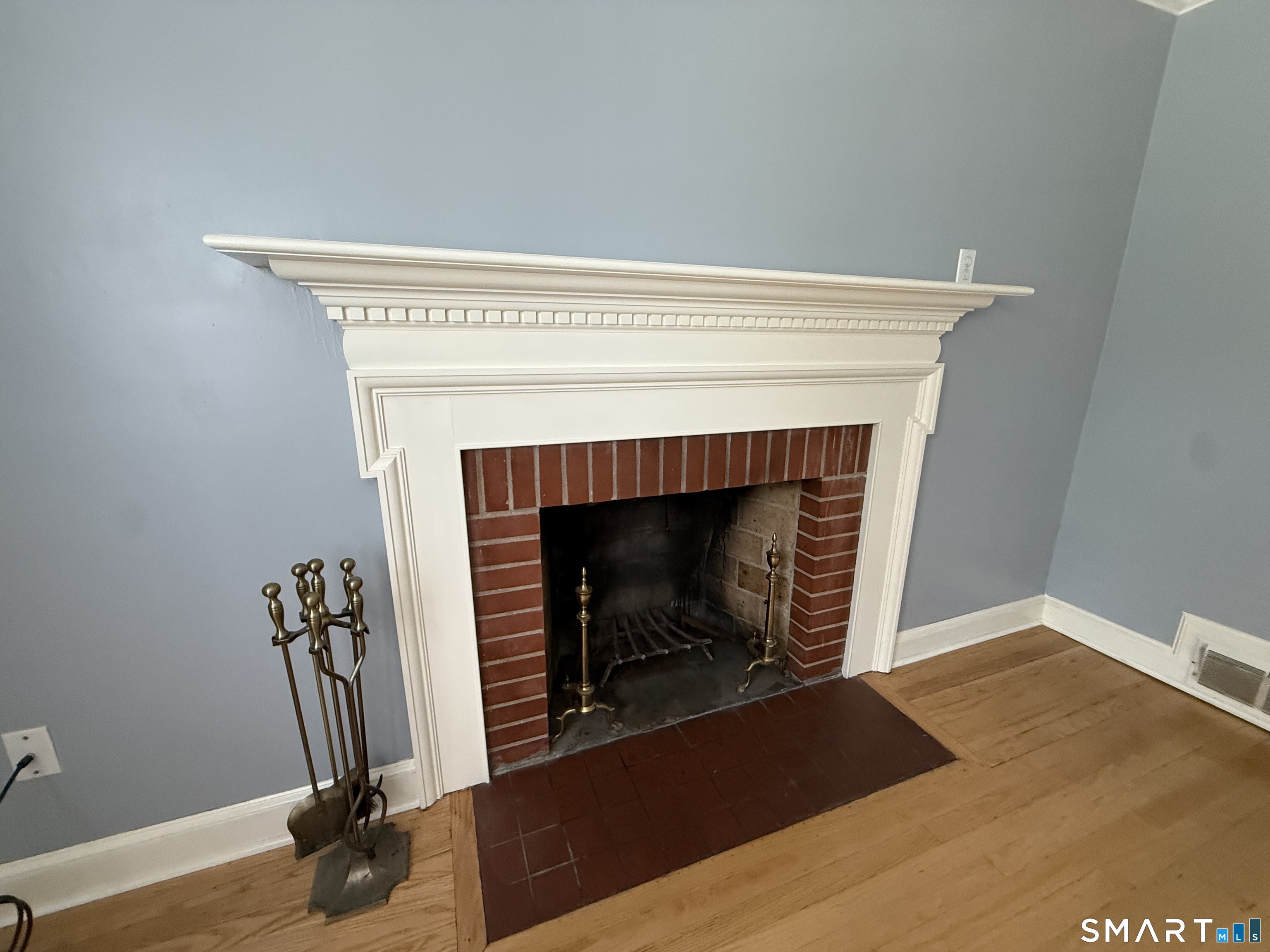 144 Edgemont Avenue West Hartford CT 06110