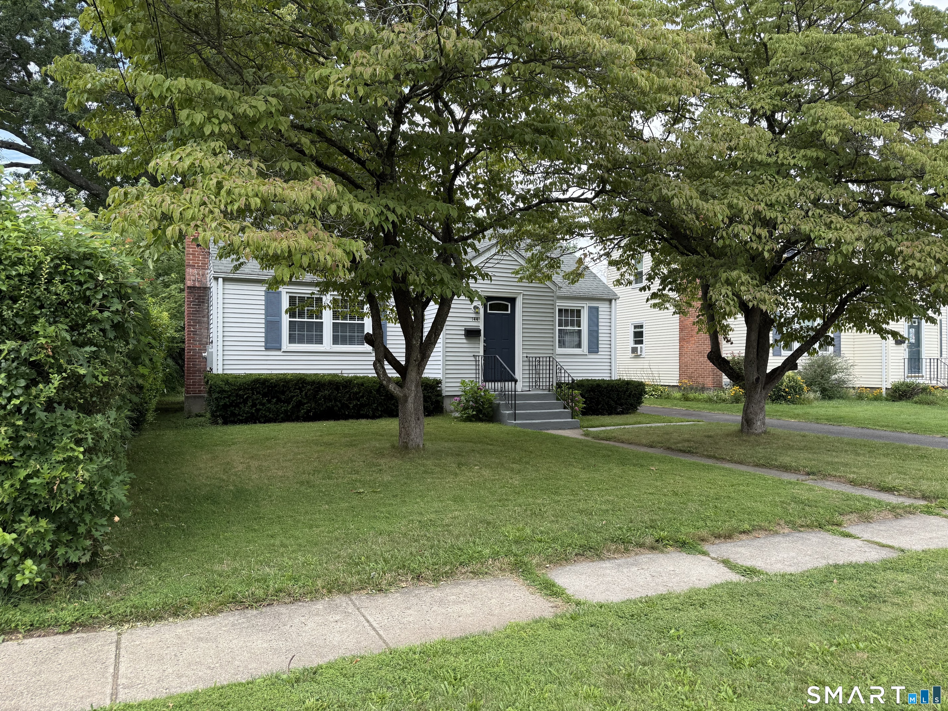 144 Edgemont Avenue West Hartford CT 06110
