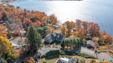 54 Indian Trail Brookfield CT 06804