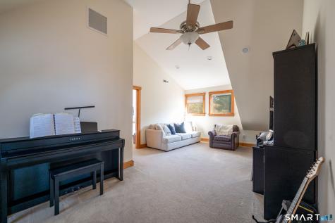 54 Indian Trail Brookfield CT 06804