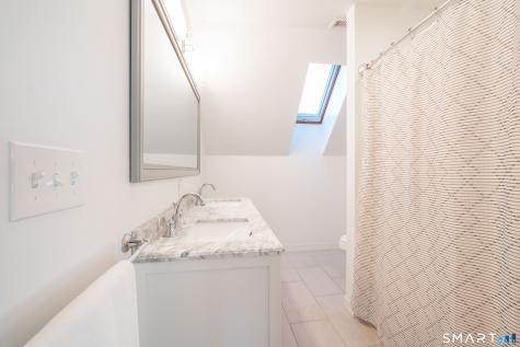 54 Indian Trail Brookfield CT 06804