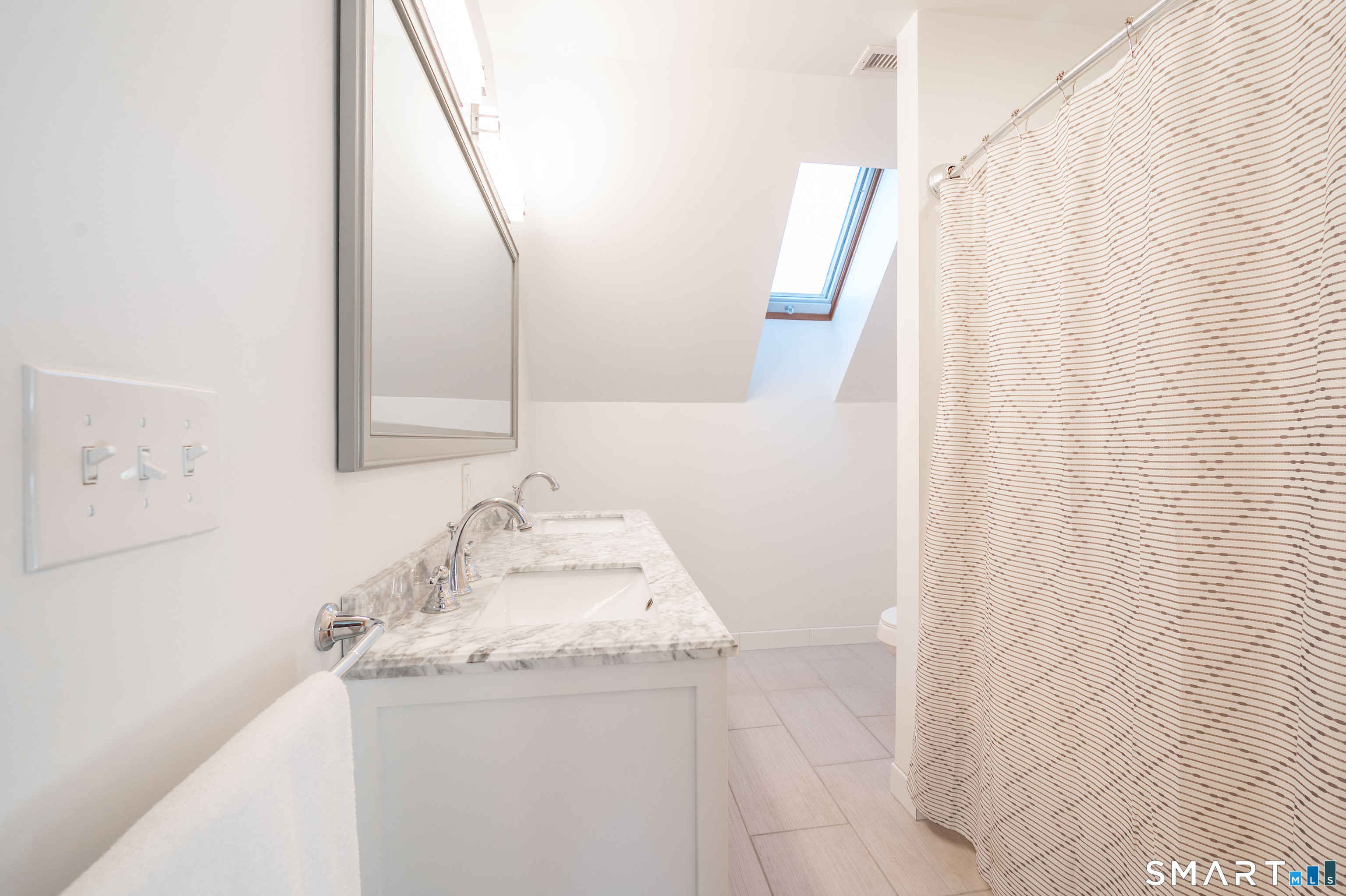 54 Indian Trail Brookfield CT 06804