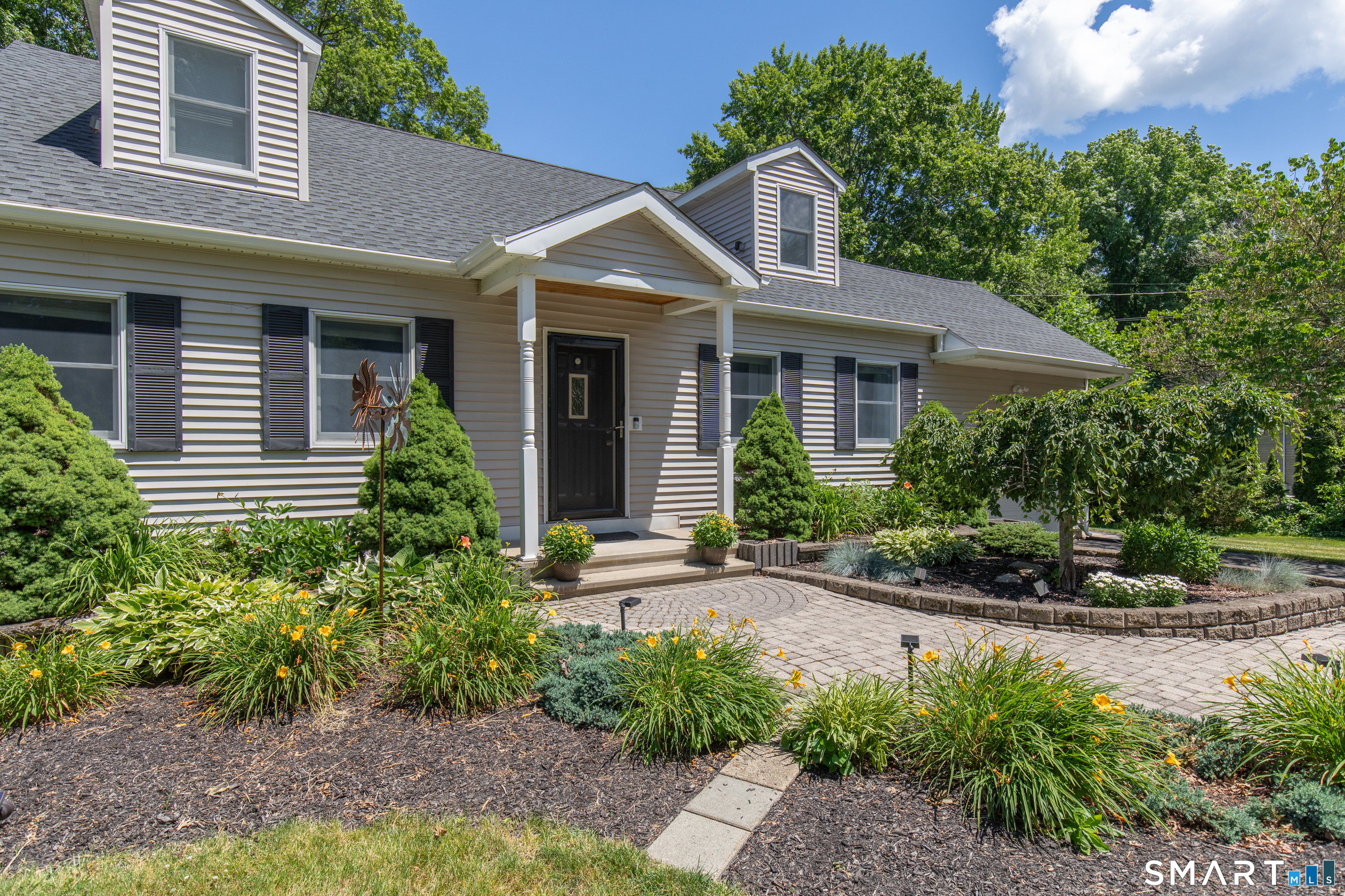 260 Arnold Lane Orange CT 06477