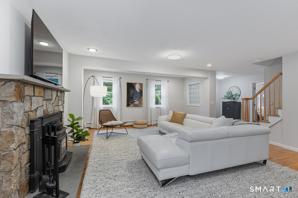 260 Arnold Lane Orange CT 06477