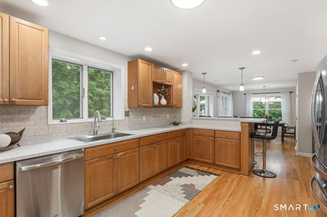 260 Arnold Lane Orange CT 06477