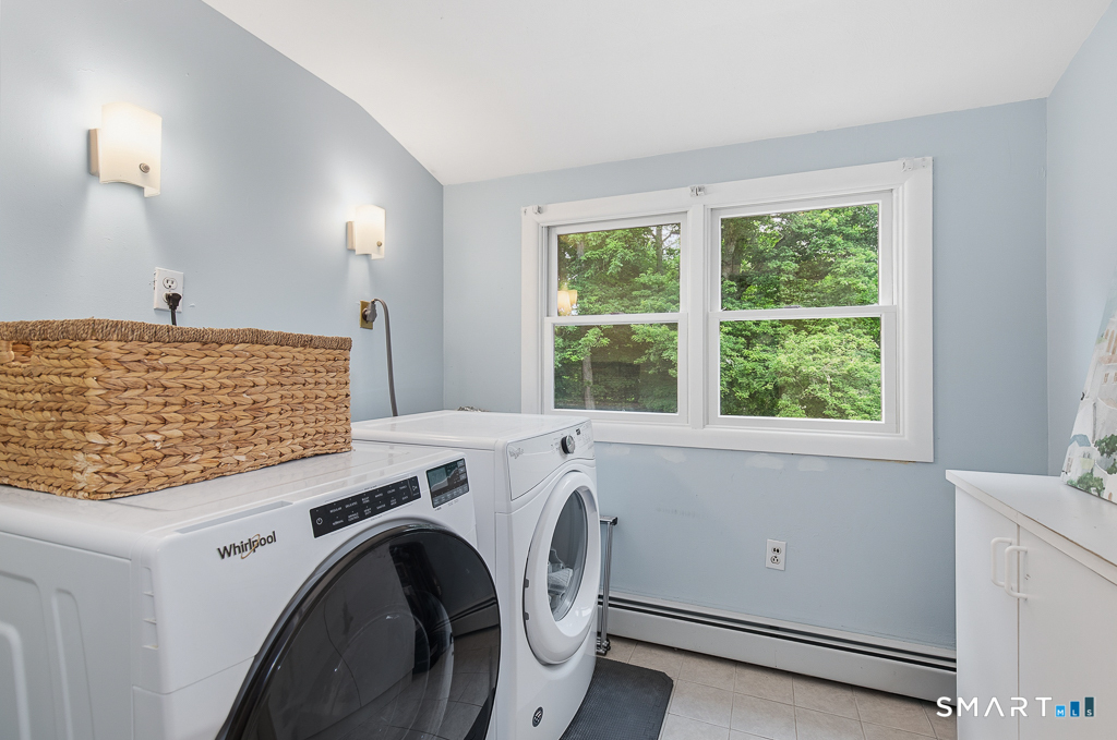 260 Arnold Lane Orange CT 06477