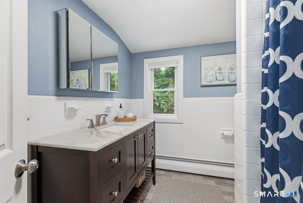 260 Arnold Lane Orange CT 06477
