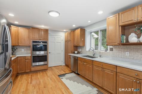 260 Arnold Lane Orange CT 06477
