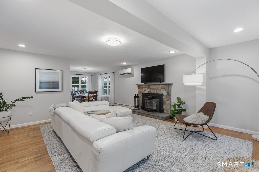 260 Arnold Lane Orange CT 06477