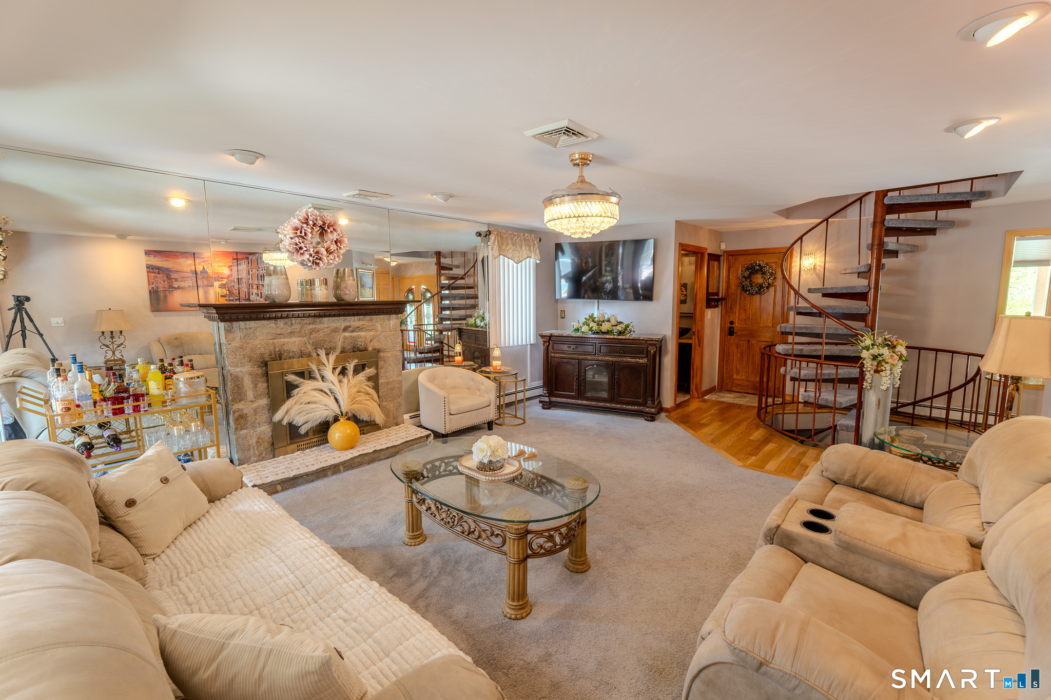 125 Lakemere Drive Southbury CT 06488